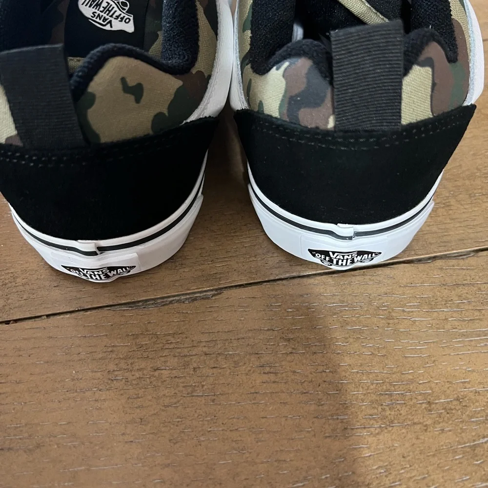 Kids Vans Camo Black/Green Slip-On Sneakers - Picture 3 of 7